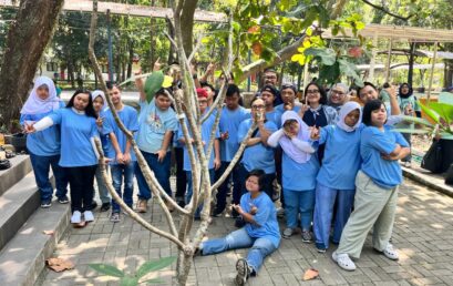 Pelatihan Keterampilan Teknik Shibori dengan Masyarakat Sasar Penyandang Disabilitas Down Syndrome dalam Komunitas PIK POTADS Jabar bersama Kamaku Brand